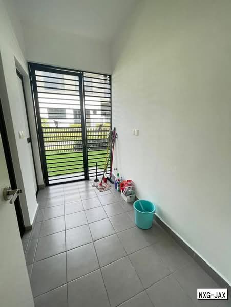 Bungalow for Rent in Setia Alam (Selangor) - Cassey Lim - Entrance - PropertyGuru.com.my
