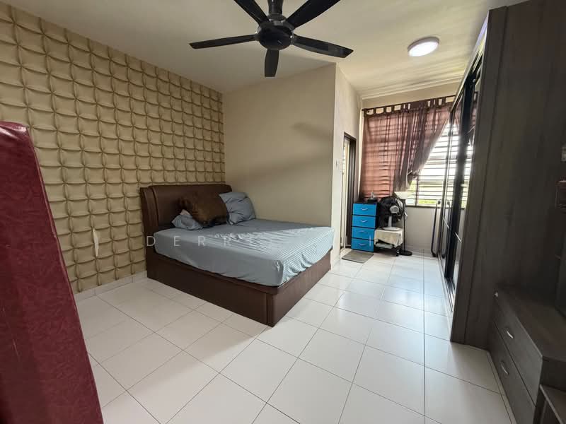 Condominium for Sale at Scott Towers @ Larkin JB - Derrick Lim - Bedroom - PropertyGuru.com.my
