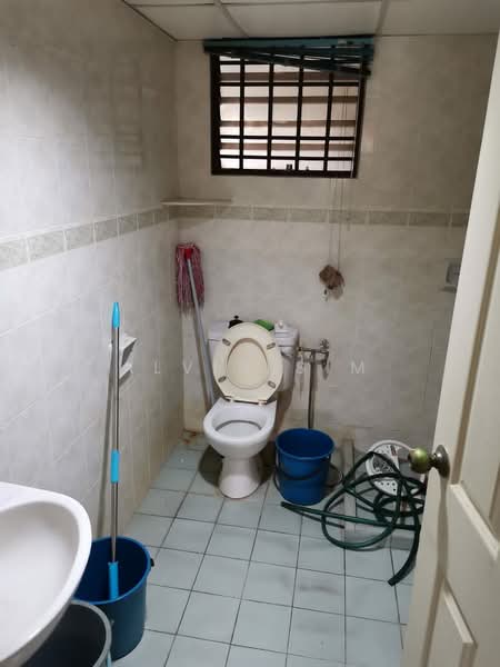 Condominium for Sale at Grand View - Alvin Sim - Bathroom - PropertyGuru.com.my