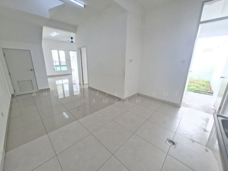 Cluster House for Rent in Pajam (Negeri Sembilan) - Ahmad Fikri Amer Hamzah - Interior - PropertyGuru.com.my