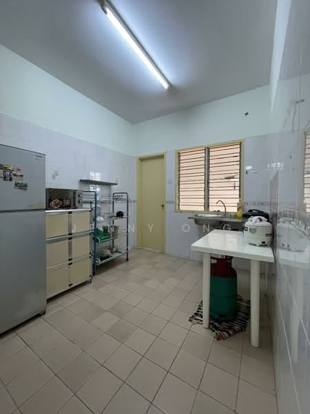 Pangsapuri Kelana Impian untuk Untuk Disewa - RM 1,700 /bulan, Apr 2026 - Kitchen - PropertyGuru.com.my