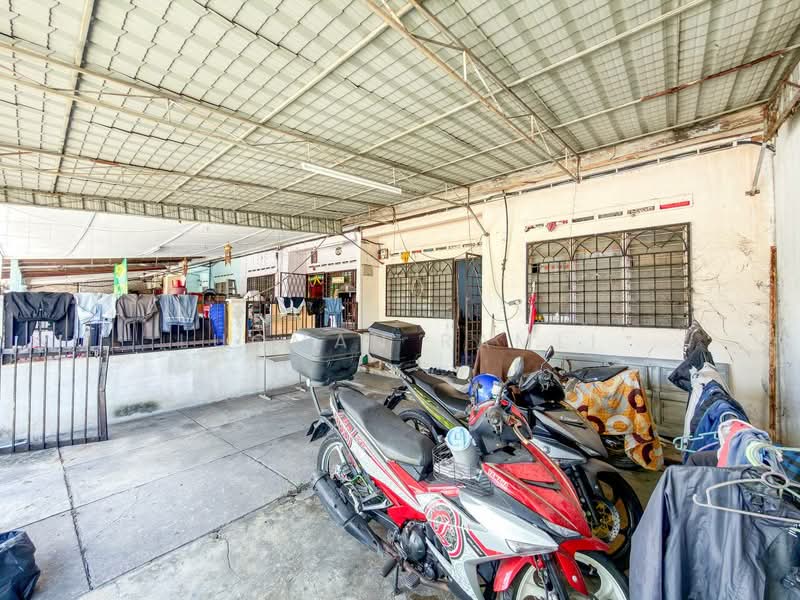 Taman Sri Intan untuk Untuk Dijual - RM 270,000, Mac 2026 - Exterior - PropertyGuru.com.my