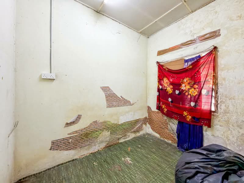 Taman Sri Intan untuk Untuk Dijual - RM 270,000, Mac 2026 - Interior - PropertyGuru.com.my