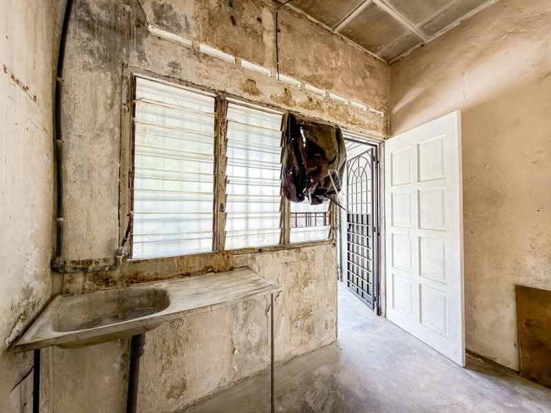 Taman Sri Intan untuk Untuk Dijual - RM 270,000, Mac 2026 - Interior - PropertyGuru.com.my