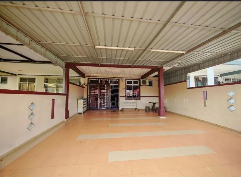 1-storey Terraced House for Sale in Bandar Seri Impian (Kluang) - Nazrin Hakimin - Exterior - PropertyGuru.com.my