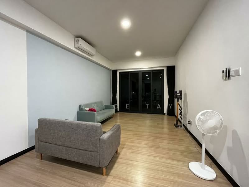 Kondominium untuk Dijual di Lido Avenue - Janice Tay - Living Room - PropertyGuru.com.my