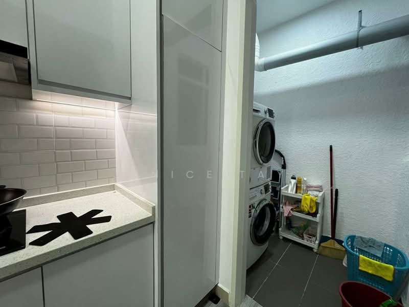 Kondominium untuk Dijual di Lido Avenue - Janice Tay - Kitchen - PropertyGuru.com.my