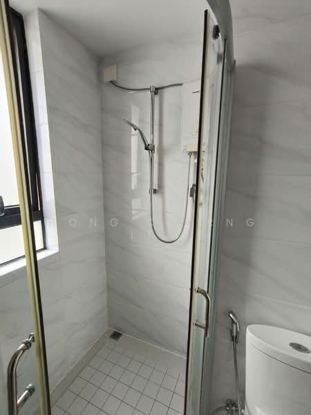 Starview Bay @ Forest City untuk Untuk Disewa - RM 1,600 /bulan, Mac 2026 - Bathroom - PropertyGuru.com.my