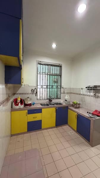 Terraced House for Sale in Taman Puteri Wangsa (Ulu Tiram) - Carine Wong - Kitchen - PropertyGuru.com.my