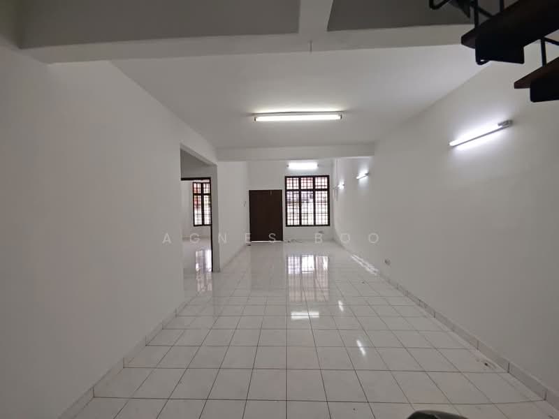 1.5-storey Terraced House for Sale in Taman Molek (Johor Bahru) - Agnes Boo - Interior - PropertyGuru.com.my