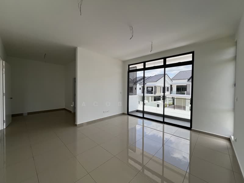 Cluster House for Sale in Horizon Hills (Iskandar Puteri (Nusajaya)) - Jacob Koh - Living Room - PropertyGuru.com.my