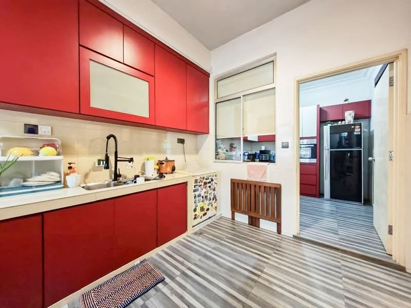 Golf East Horizon Hills, Iskandar Puteri, Johor Bahru, Johor untuk Untuk Dijual - RM 2,120,000, Mac 2026 - Kitchen - PropertyGuru.com.my