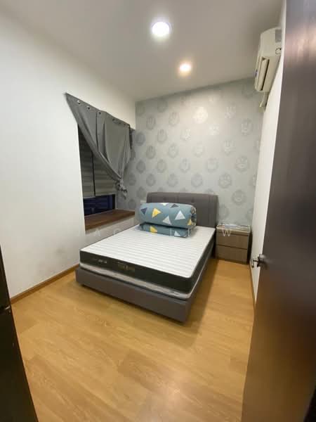 Condominium for Rent at Bay Laurel @ Country Garden Danga Bay - Jack Liew - Bedroom - PropertyGuru.com.my