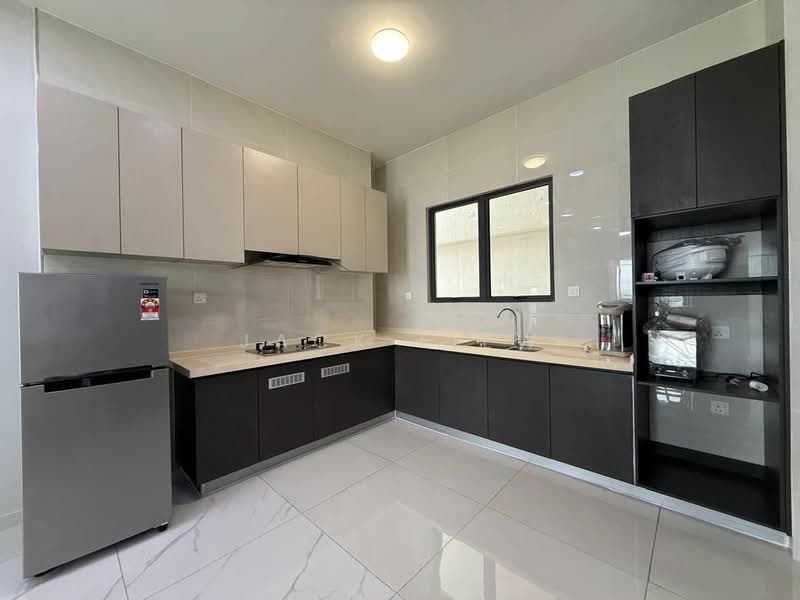 Condominium for Rent at Bay Laurel @ Country Garden Danga Bay - Jack Liew - Kitchen - PropertyGuru.com.my