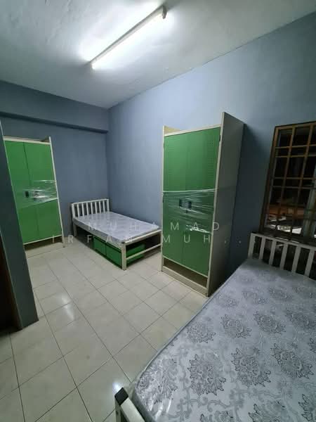 Apartment for Sale at Dataran Otomobil - Muhamad Irfan Muhamad Hafiz - Bedroom - PropertyGuru.com.my