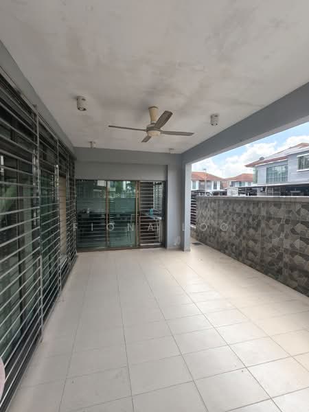 Cluster House for Sale in Taman Sutera Utama (Skudai) - Fiona Loo - Balcony - PropertyGuru.com.my