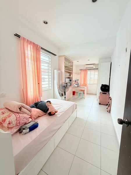2-storey Terraced House for Sale in Taman Setia Indah (Tebrau) - Tommy Tai - Bedroom - PropertyGuru.com.my