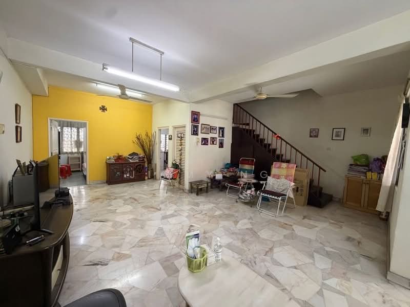 2-storey Terraced House for Sale in Jalan Klang Lama (Old Klang Road) (Kuala Lumpur) - Jimmy Ng - Living Room - PropertyGuru.com.my