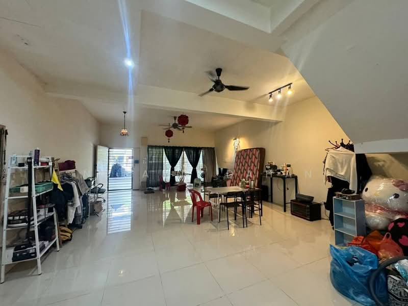 Pulau Angsa U10, Shah Alam untuk Untuk Dijual - RM 600,000, Apr 2026 - Living Room - PropertyGuru.com.my
