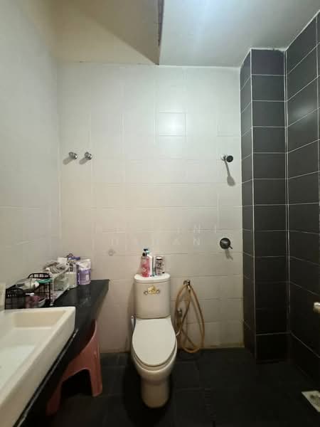Pulau Angsa U10, Shah Alam untuk Untuk Dijual - RM 600,000, Apr 2026 - Bathroom - PropertyGuru.com.my