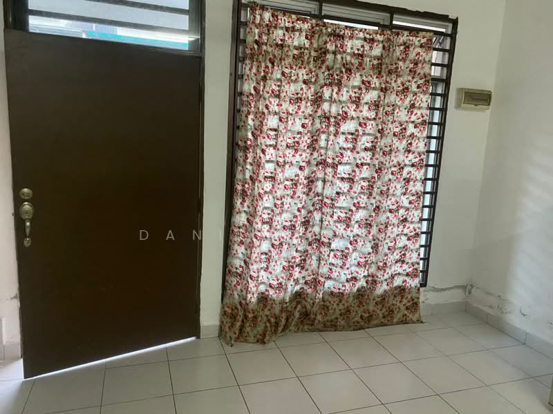 Terraced House for Sale in Senai (Johor) - Daniel Yong - Entrance - PropertyGuru.com.my