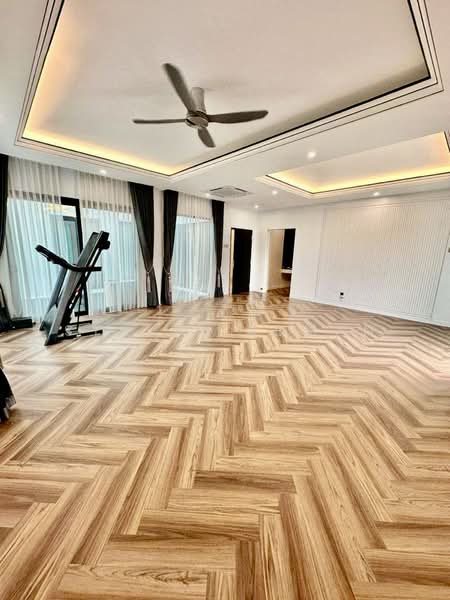 Rumah Teres 2 Tingkat untuk Dijual di Bandar Setia Alam (Kapar) - Syakir Adman - Living Room - PropertyGuru.com.my