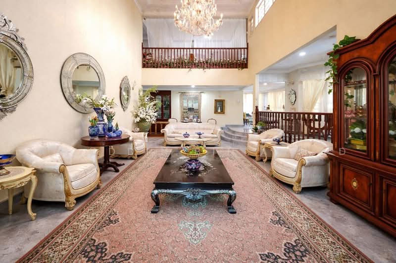 Bungalow for Sale in Country Heights (Kajang) - Aizuddin bin Ahmad - Living Room - PropertyGuru.com.my