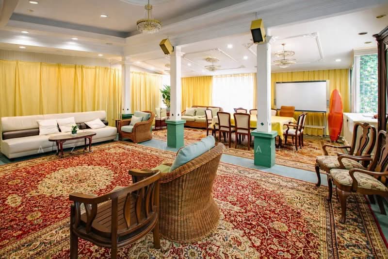 Bungalow for Sale in Country Heights (Kajang) - Aizuddin bin Ahmad - Living Room - PropertyGuru.com.my