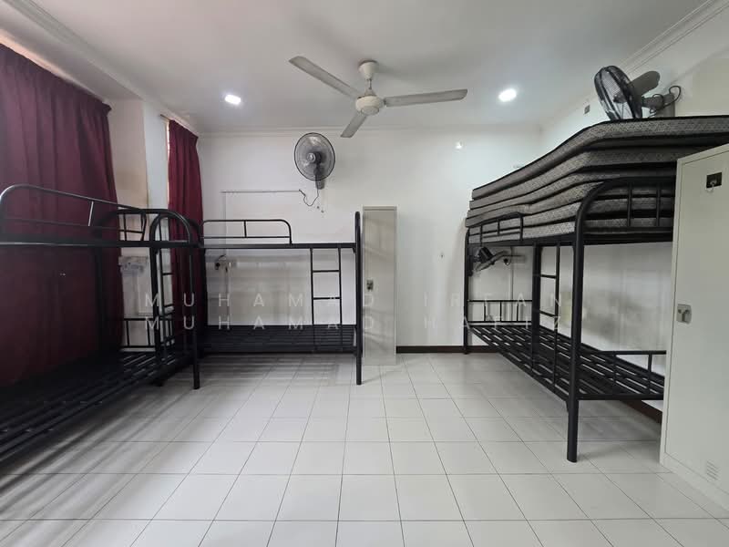 2-storey Terraced House for Sale in Seksyen 7 (Shah Alam) - Muhamad Irfan Muhamad Hafiz - Bedroom - PropertyGuru.com.my