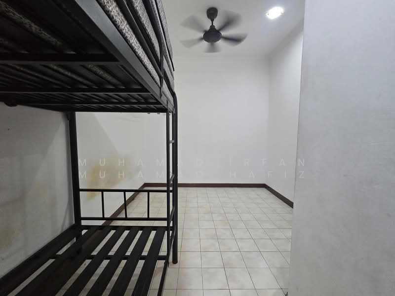 2-storey Terraced House for Sale in Seksyen 7 (Shah Alam) - Muhamad Irfan Muhamad Hafiz - Bedroom - PropertyGuru.com.my