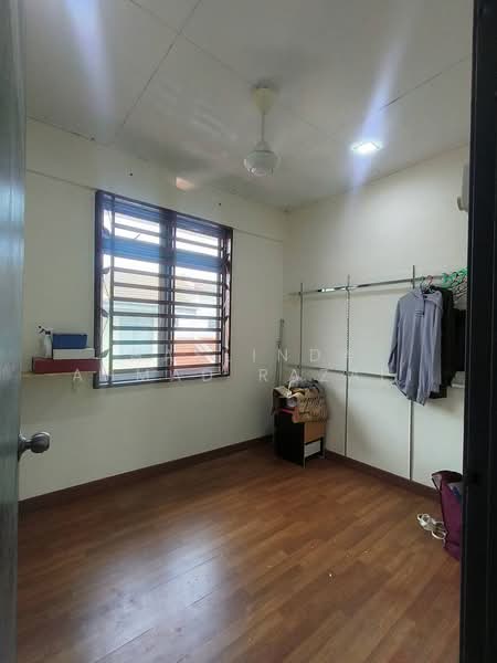 2-storey Terraced House for Rent in Taman Salak Perdana (Dengkil) - Haslinda Ahmad Razali - Bedroom - PropertyGuru.com.my
