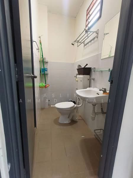 2-storey Terraced House for Rent in Taman Salak Perdana (Dengkil) - Haslinda Ahmad Razali - PropertyGuru.com.my