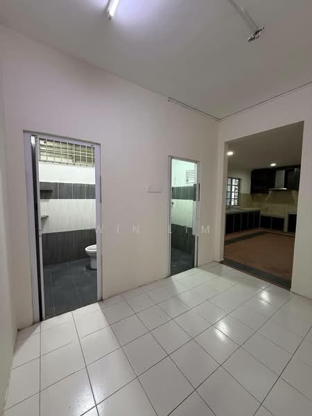 2-storey Terraced House for Sale in Taman Sri Saujana (Kota Tinggi) - Win Lim - Bathroom - PropertyGuru.com.my