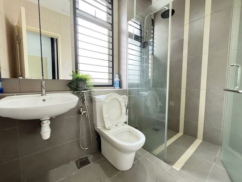 2-storey Terraced House for Rent in Bandar Rimbayu (Telok Panglima Garang) - Charlie Gan - Bathroom - PropertyGuru.com.my