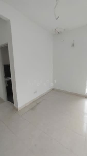 Jalan Hillpark 8/5 - 2