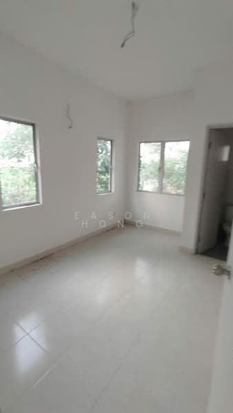 Jalan Hillpark 8/5 - 4