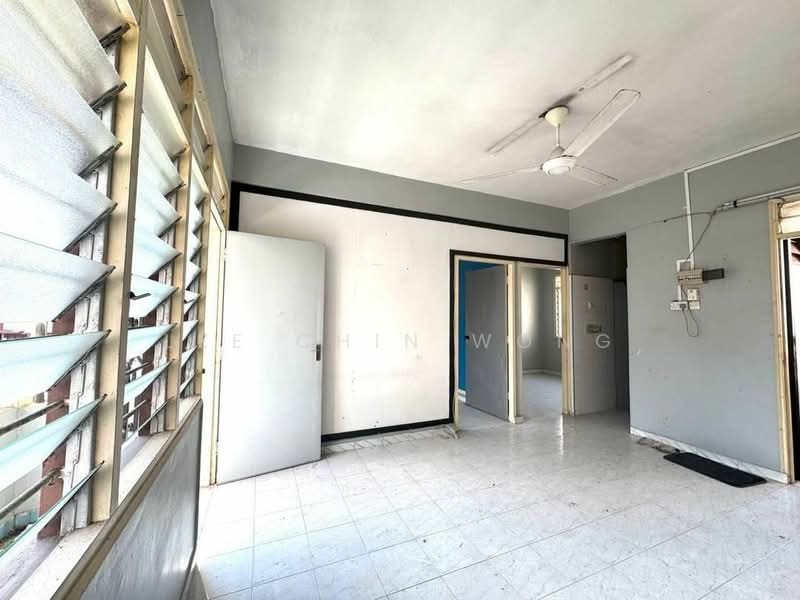 Flat for Sale at Taman Perling - Lee Chin Wong - Interior - PropertyGuru.com.my