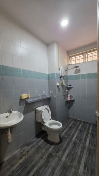 2-storey Terraced House for Rent in Raja Uda (Butterworth) - Joanne Ang - Bathroom - PropertyGuru.com.my