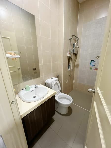 Cluster House for Sale in Taman Adda Heights (Tebrau) - Roy Yap - Bathroom - PropertyGuru.com.my