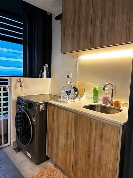 Service Residence for Rent at Suasana @ Utropolis - Louis Chuah - Kitchen - PropertyGuru.com.my