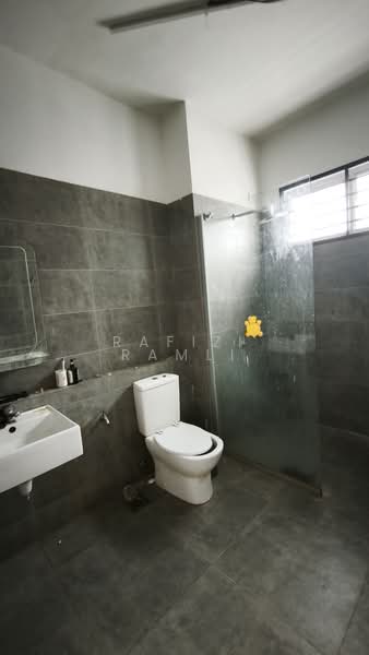 2-storey Terraced House for Rent in Dengkil (Selangor) - Rafizi Ramli - Bathroom - PropertyGuru.com.my