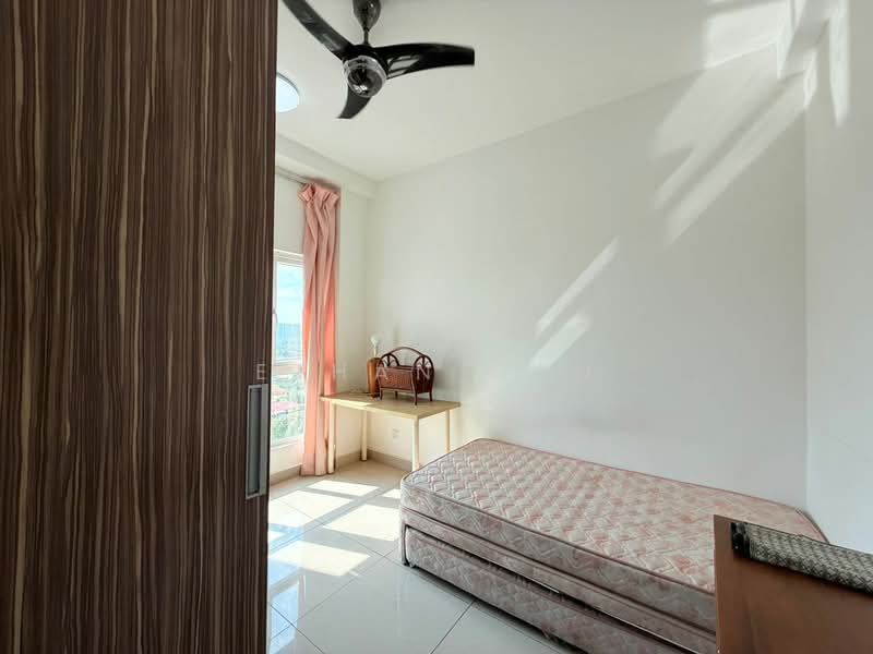 Service Residence for Sale at Seasons Amara Larkin - Ethan Gan - Bedroom - PropertyGuru.com.my