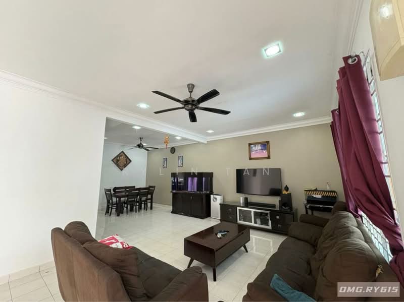 2-storey Terraced House for Sale in Bandar Parklands (Klang) - Rylin Tan - Living Room - PropertyGuru.com.my