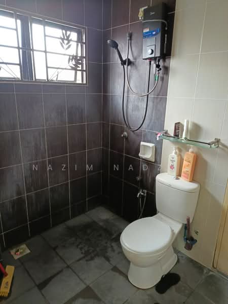 Laman kekwa untuk Untuk Dijual - RM 850,000, Mac 2026 - Bathroom - PropertyGuru.com.my