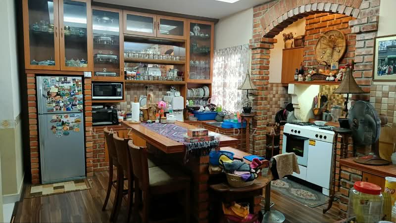Laman kekwa untuk Untuk Dijual - RM 850,000, Mac 2026 - Kitchen - PropertyGuru.com.my