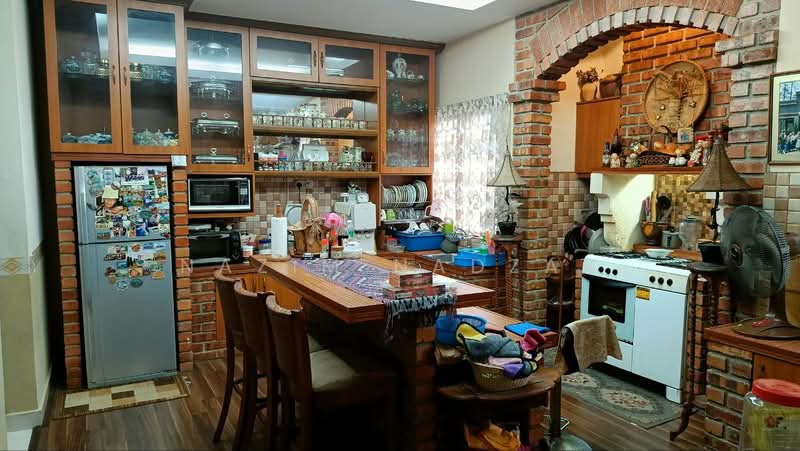 Laman kekwa untuk Untuk Dijual - RM 850,000, Mac 2026 - Kitchen - PropertyGuru.com.my