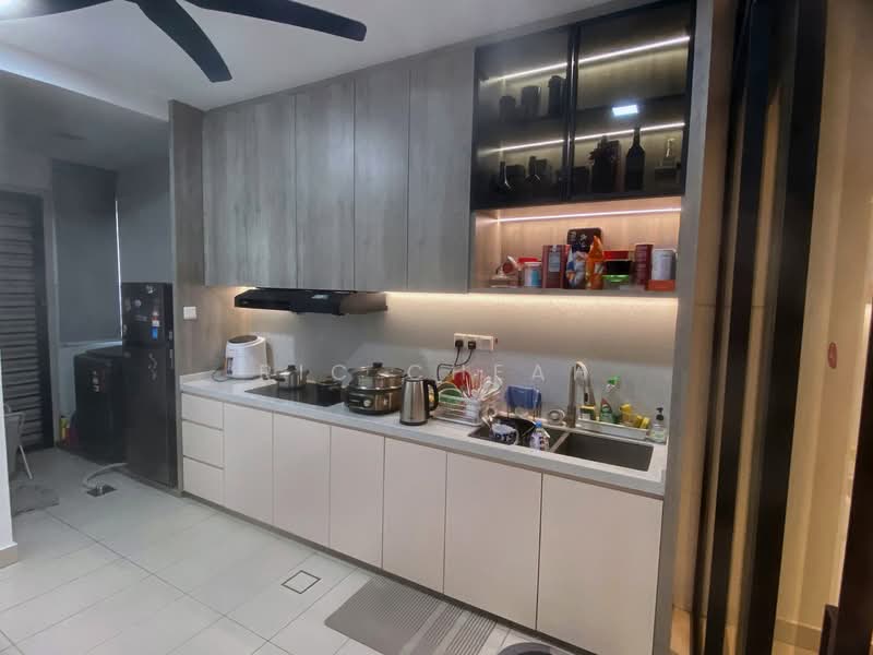 Bandar Bukit Raja : Ayra 2 untuk Untuk Dijual - RM 799,000, Apr 2026 - Kitchen - PropertyGuru.com.my