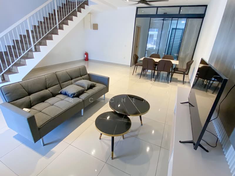 Bandar Bukit Raja : Ayra 2 untuk Untuk Dijual - RM 799,000, Apr 2026 - Living Room - PropertyGuru.com.my