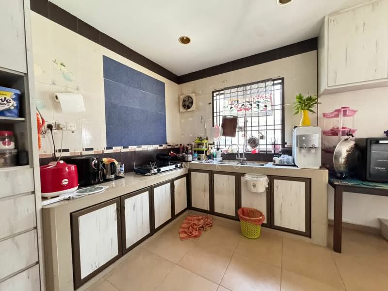 1-storey Terraced House for Sale in Taman Universiti (Skudai) - Kelvin Koay - Kitchen - PropertyGuru.com.my