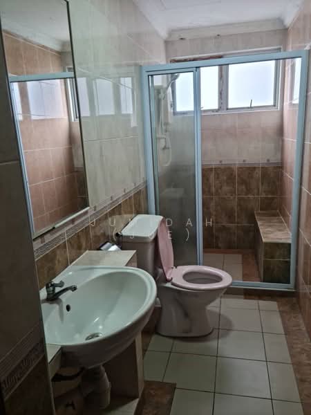 Villa Wangsamas untuk Untuk Dijual - RM 480,000, Apr 2026 - Bathroom - PropertyGuru.com.my